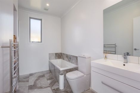 Photo of property in 24 Frances Brown Avenue, Aotea, Porirua, 5024