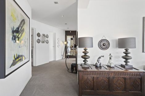 Photo of property in 11u2- Maida Vale Road, Roseneath, Wellington, 6011