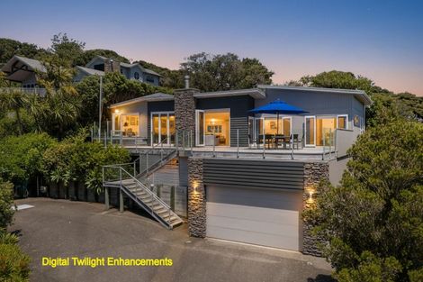 Photo of property in 102 Tangiora Avenue, Whangapoua, Coromandel, 3582