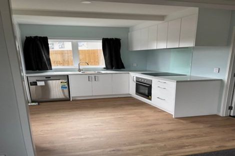 Photo of property in 1/75 Tramway Road, Beach Haven, Auckland, 0626