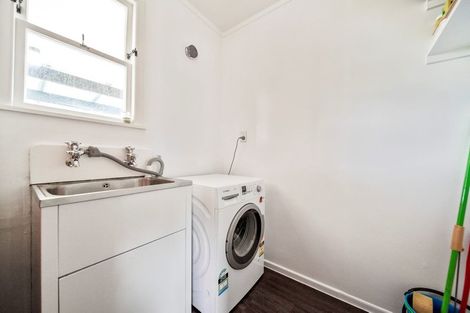 Photo of property in 95 Koru Road, Omata, New Plymouth, 4374