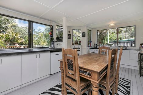 Photo of property in 78 Motutara Road, Muriwai, Waimauku, 0881