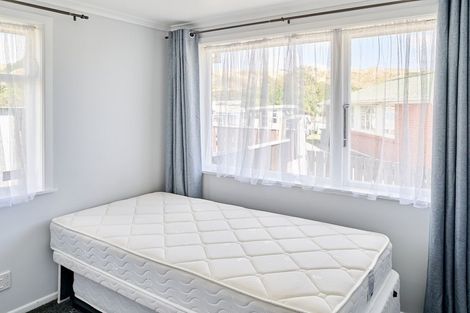 Photo of property in 29 Aberfeldy Street, Cannons Creek, Porirua, 5024