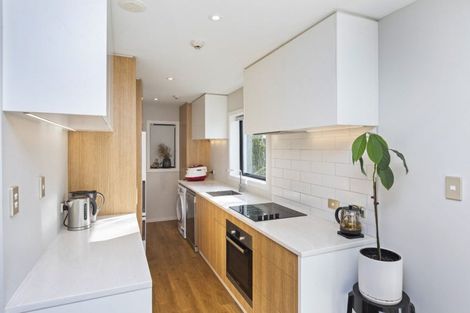 Photo of property in 2/18 Carlton Mill Road, Merivale, Christchurch, 8014