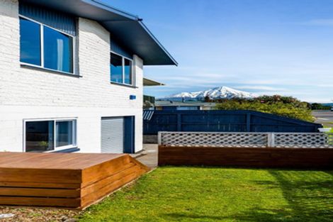 Photo of property in 17 Oberon Street, Stratford, 4332