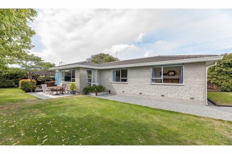 Photo of property in 25 Meon Street, Aranui, Christchurch, 8061