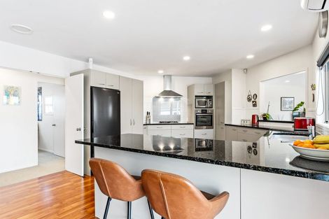 Photo of property in 45 Zealandia Road, Manly, Whangaparaoa, 0930
