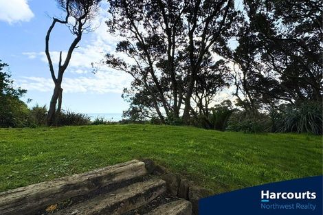 Photo of property in 296 Motutara Road, Muriwai, Waimauku, 0881