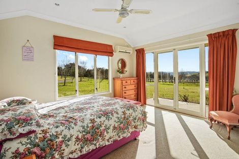 Photo of property in 120 Totara View Road, Wakefield, 7095