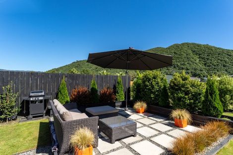 Photo of property in 18 Discovery Way, Waikawa, Picton, 7220