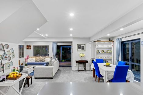 Photo of property in 28 Donald Street, Stanmore Bay, Whangaparaoa, 0932