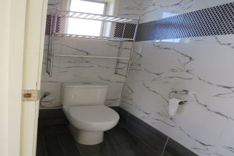 Photo of property in 4 Carbery Place, Manurewa, Auckland, 2102