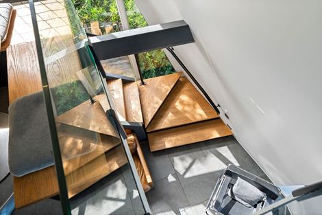 Photo of property in 64a Orangi Kaupapa Road, Northland, Wellington, 6012