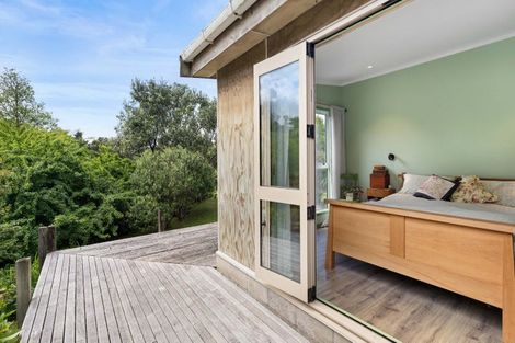 Photo of property in 2447 Port Waikato-waikaretu Road, Waikaretu, Tuakau, 2695