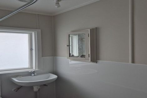 Photo of property in 2 York Street, Kaiti, Gisborne, 4010
