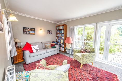 Photo of property in 2 Kent Road, Saint Johns Hill, Whanganui, 4501