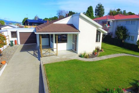 Photo of property in 11 Lancaster Street, Levin, 5510