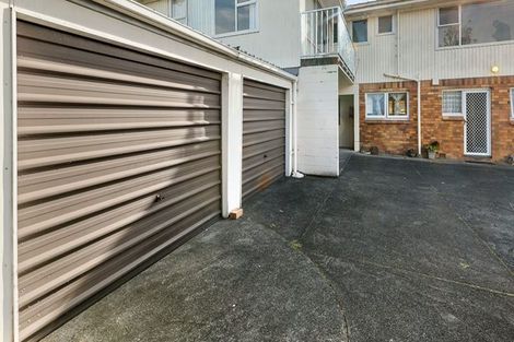 Photo of property in 4/100 Coronation Road, Papatoetoe, Auckland, 2025