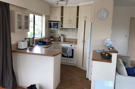 Photo of property in 11 Gilbass Avenue, Hamilton Lake, Hamilton, 3204