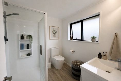 Photo of property in 5 Chambers Avenue, Woodend, 7610