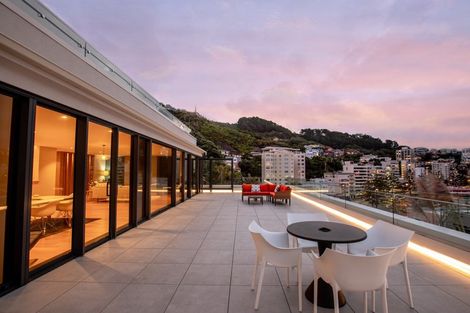 Photo of property in 308u1 Oriental Parade, Oriental Bay, Wellington, 6011