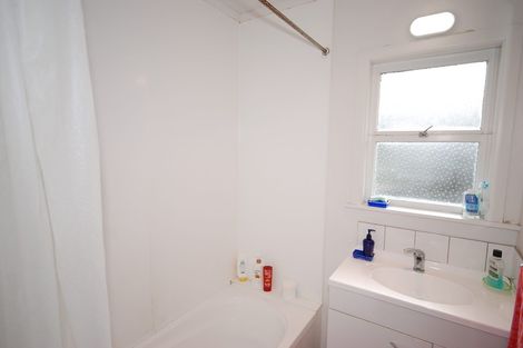 Photo of property in 11 Helleur Road, Massey, Auckland, 0614