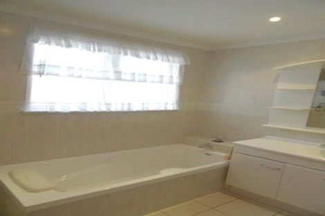 Photo of property in 28 Annan Grove, Papakowhai, Porirua, 5024