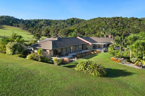 Photo of property in 651f Puketona Road, Haruru, 0204