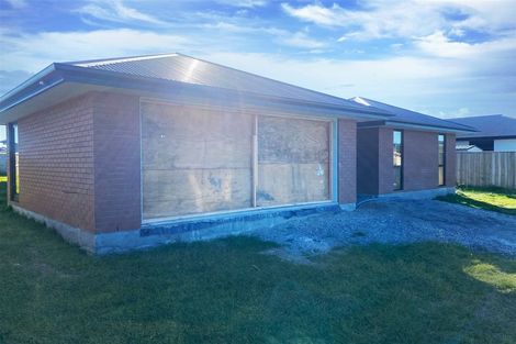 Photo of property in 23 Claremont Crescent, Amberley, 7410