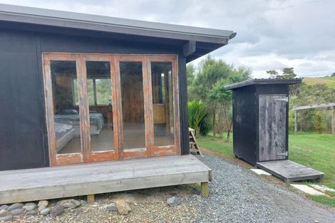 Photo of property in 147 Whaka Road, Maungaturoto, 0520