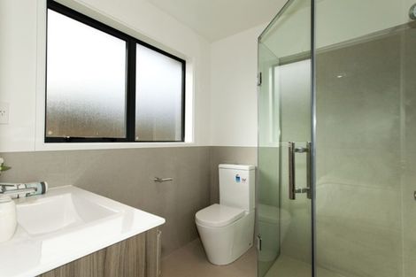 Photo of property in 42 Schoolside Road, Kumeu, 0810