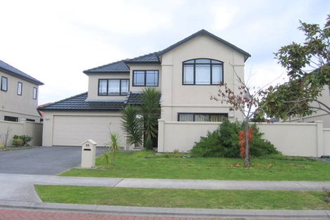Photo of property in 10 Rialto Court, East Tamaki Heights, Auckland, 2016