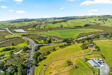 Photo of property in 1274 State Highway 1, Oakleigh, Whangarei, 0171