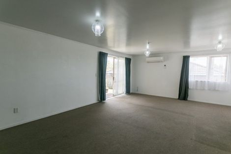 Photo of property in 56 Ruze Vida Drive, Massey, Auckland, 0614