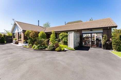 Photo of property in 2 Kent Place, Mosgiel, 9024