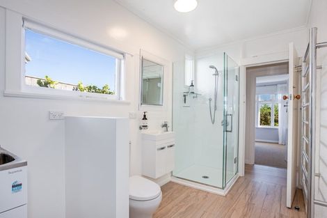 Photo of property in 13 Kohutuhutu Road, Raumati Beach, Paraparaumu, 5032