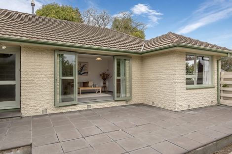 Photo of property in 85 Oakhampton Street, Hornby, Christchurch, 8042