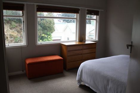 Photo of property in 1u4 Earls Terrace, Mount Victoria, Wellington, 6011