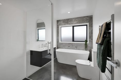 Photo of property in 65 Bayly Road, Blagdon, New Plymouth, 4310