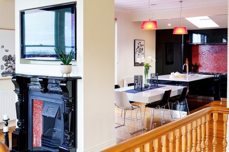 Photo of property in 2 Carson Street, Mornington, Dunedin, 9011