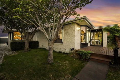 Photo of property in 55 Oriana Crescent, Hornby, Christchurch, 8042