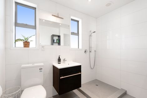 Photo of property in 18 Garvins Road, Hornby, Christchurch, 8042