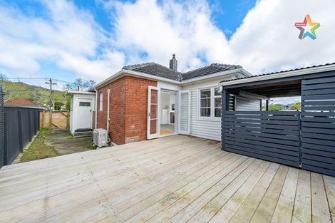 Photo of property in 37 Bush Street, Naenae, Lower Hutt, 5011