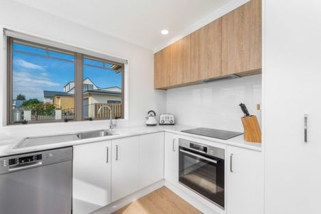 Photo of property in 18 Mews Place, Forest Lake, Hamilton, 3200