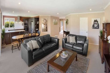 Photo of property in 14 Ridgeway Road, Pukekohe, 2120