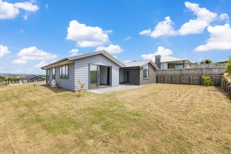 Photo of property in 12 Aklander Rise, Flat Bush, Auckland, 2019