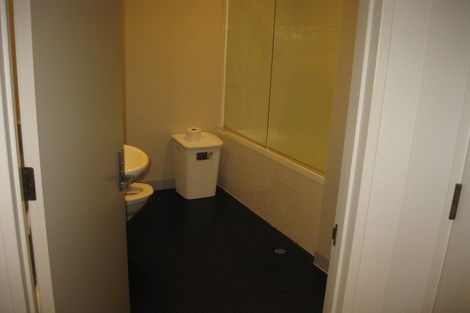 Photo of property in Gerondis Bldg Apartments, 406/60 Willis Street, Wellington Central, Wellington, 6011