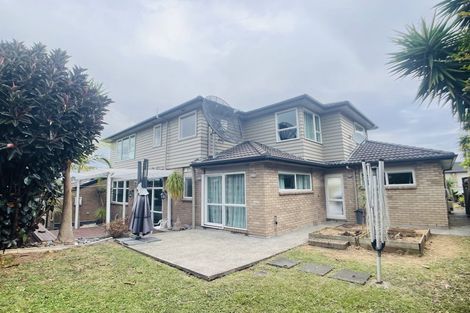 Photo of property in 1 Kenley Heights, Flat Bush, Auckland, 2016