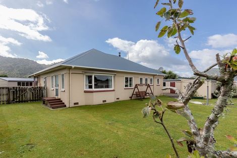 Photo of property in 60 Firth Street, Cobden, Greymouth, 7802