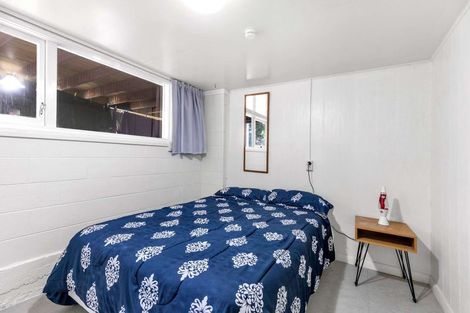 Photo of property in 255 Cambridge Street, Levin, 5510